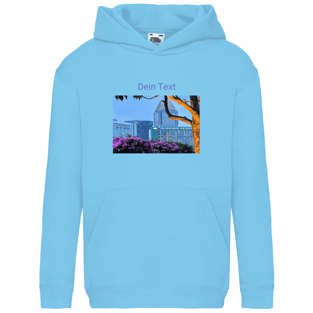 Kapuzenpulli fürs Kind, personalisierbar mit Foto + Text. Stoff-Farbe: Sky Blue. Fernweh zum Anfassen? travelPrint4U.de