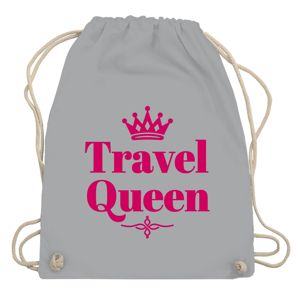 Turnbeutel mit TRAVEL QUEEN Aufdruck in pink. Stoff-Farbe: Light Grey. Fernweh zum Anfassen? travelPrint4U.de