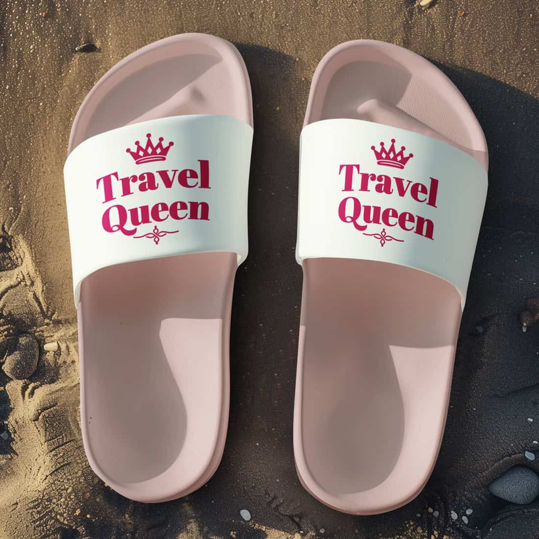 Unisex Badelatschen rose-weiss mit Travel QueenDesign, Sommer Slipper für Strand und Urlaub.