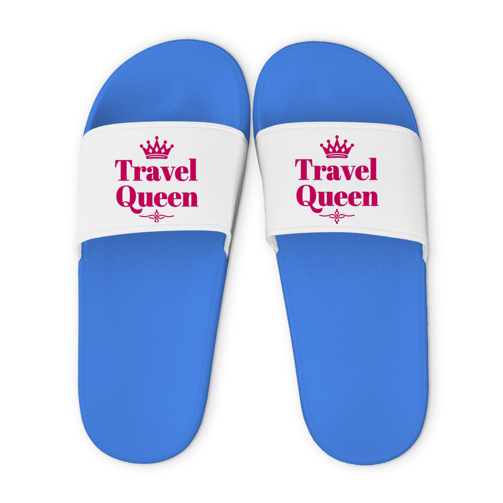 Hellblaue Unisex Badelatschen mit weißem Riemen und Travel Queen Design, Sommer Slipper für Strand und Pool.