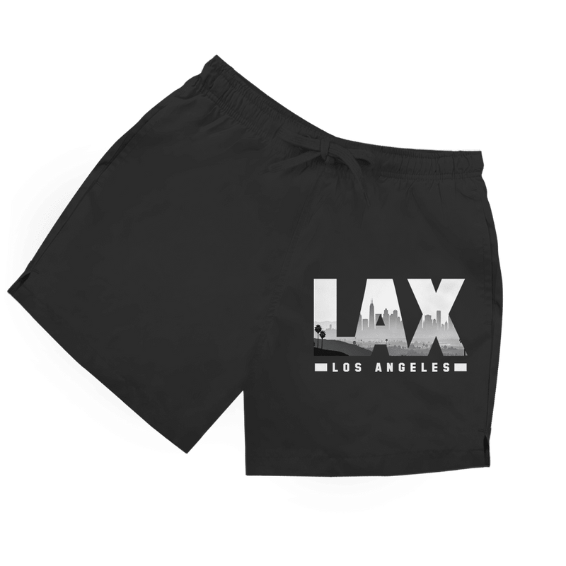 Schwarze Herren Badeshorts mit LAX Airport Code Aufdruck im Double Layer Fotodesign in schwarz-weiss.