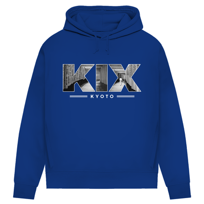 Kapuzen Pullover in Royal mit Airport Code für Kyoto in 3 Buchstaben und Schriftzug mit Name der Stadt darunter.