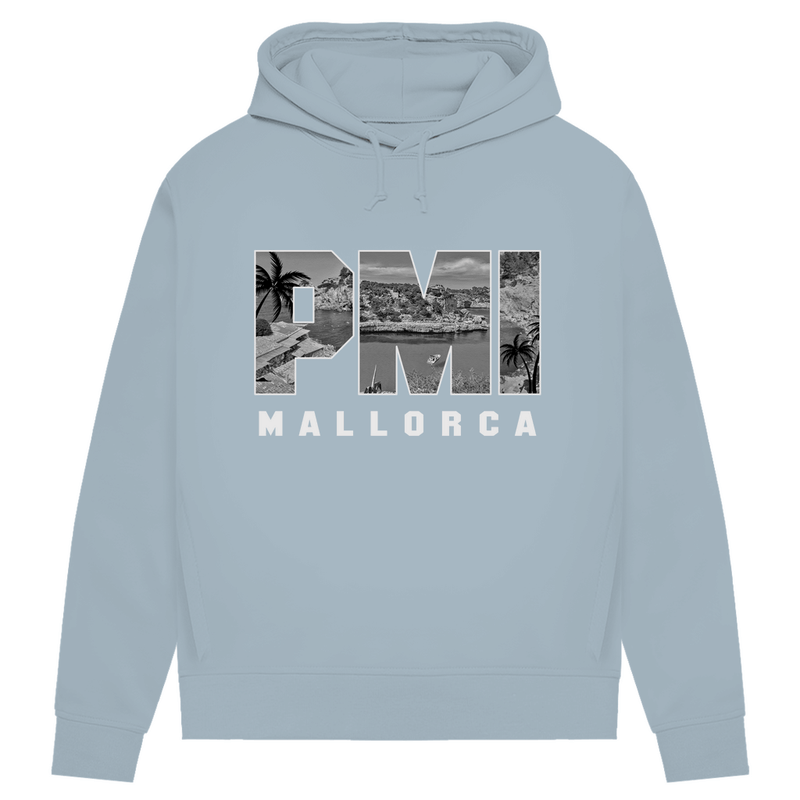 Damen Hoodie in Blue Fog und dem Print des Mallorca Airport Codes PMI. Fernweh zum Anziehen von travelPrint4U.de