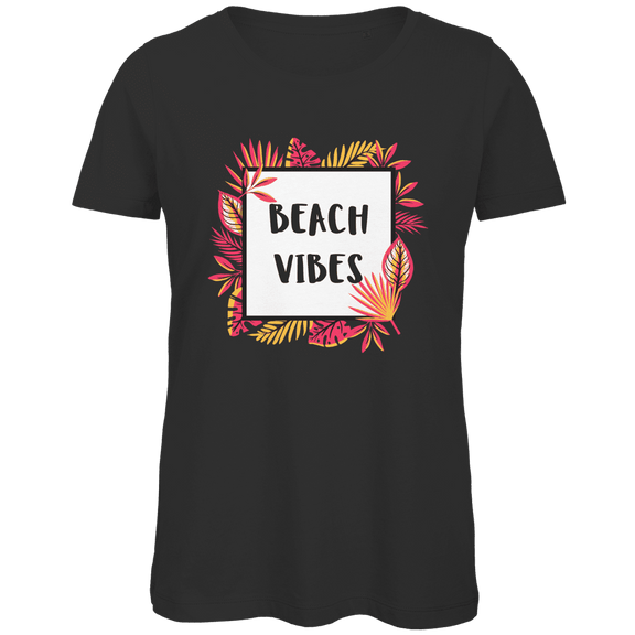 Outlindes Quadrat mit schwarzem Rahmen. Blumenranken in pink und orange herum. Mittig der Designname in zwei Zeilen.