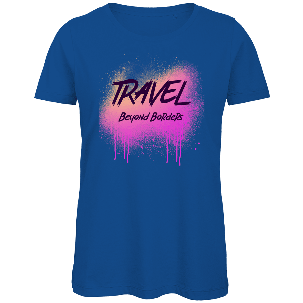 Pinkfarbenes Street-Art-Design mit Spray-Effekt und markanter Textur auf royalblauem Hintergrund.