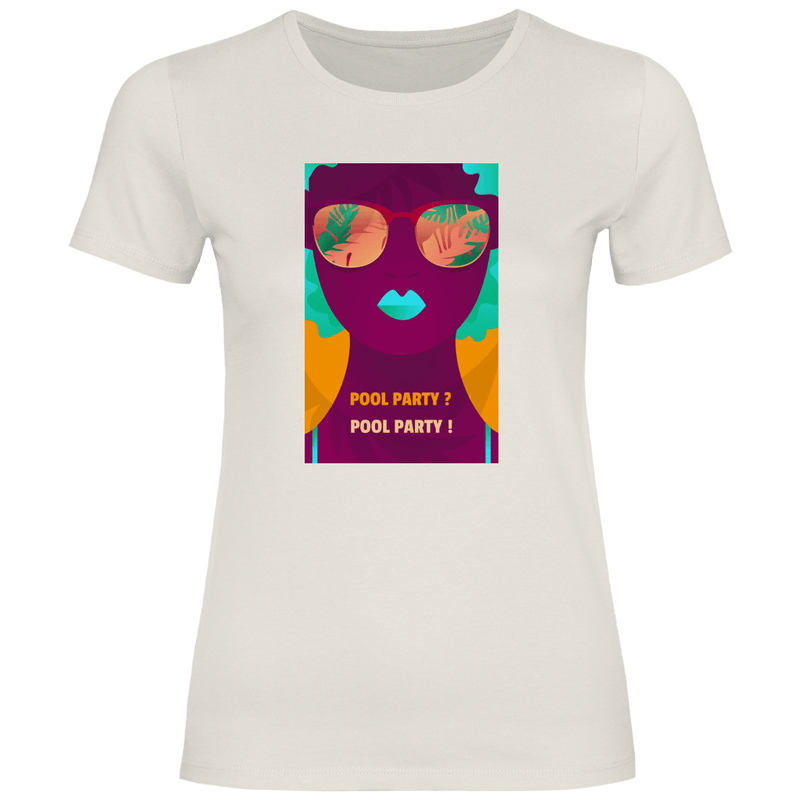 Buntes Pool-Party Design mit stylisierter Frau in Sonnenbrille, tropischen Spiegelungen und Schriftzug Pool Party.