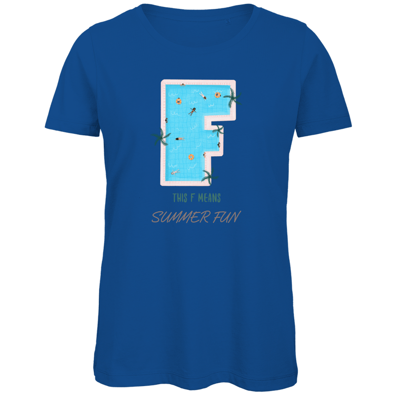 Grossbuchstabe F als Pool mit Schwimmringen und Menschen. Umrahmt von gruenenPalmensternen. This F Means Summer Fun.