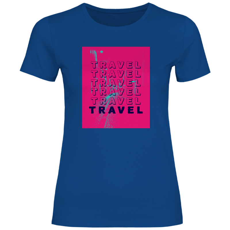 Travel Travel Travel Schriftzug im modernen Pop-Art Stil auf pinkem Hintergrund mit urbanem Street-Motiv.