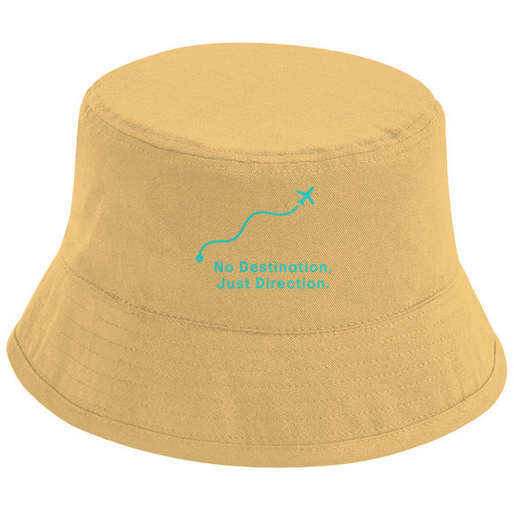 Fischerhut mit NO DESTINATION, JUST DIRECTION Print in türkis. Stoff-Farbe: Sand. Fernweh zum Anfassen? travelPrint4U.de