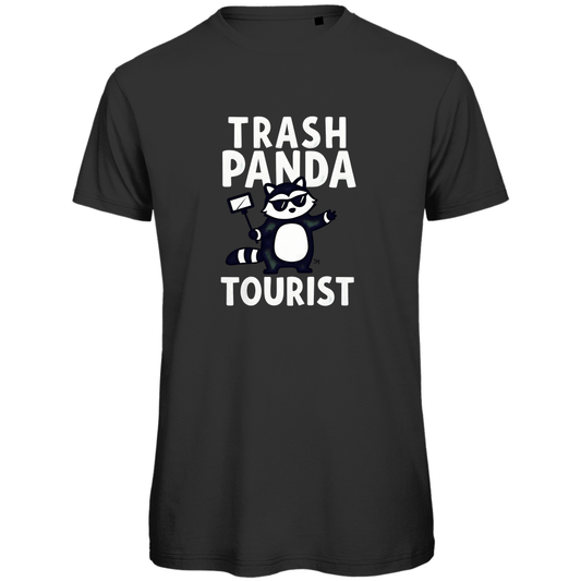 Herren Funshirt mit Selfie-Stick Panda, TRASH PANDA TOURIST. Stoff-Farbe: Black. Fernweh mal Lustig? travelPrint4U.de