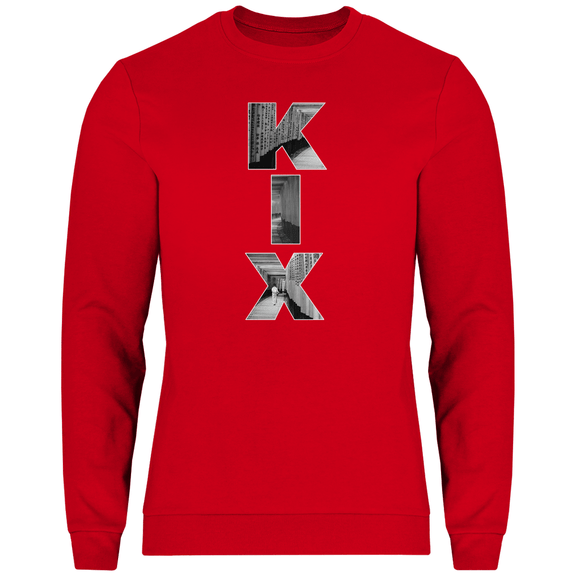 Intensiv rotes Shirt mit drei Buchstaben des Flughafencode. Overlay der Buchstaben ein Bild in schwarz/weiß von Kyoto.