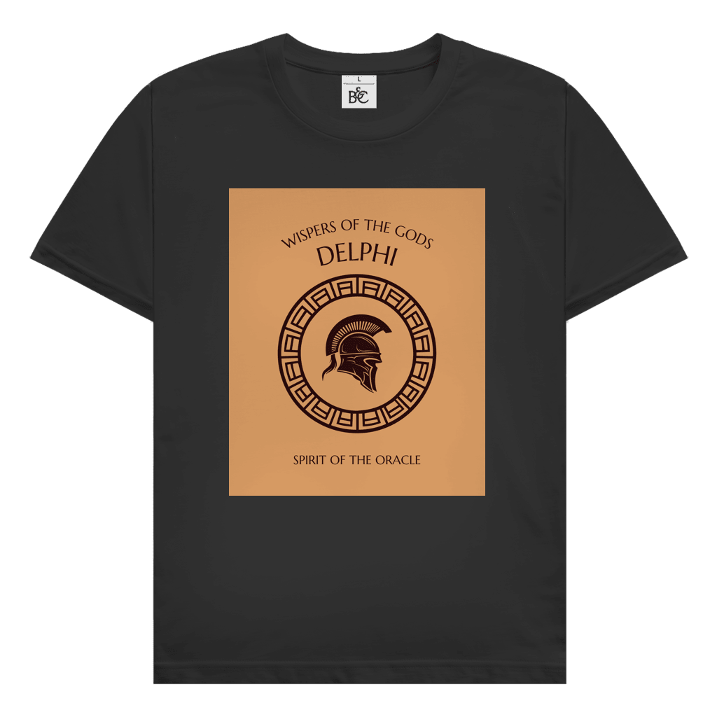 Delphi Design mit griechischem Kriegerhelm, antikem Ornamentkreis und Schriftzug Whispers of the Gods Spirit of the Oracle.