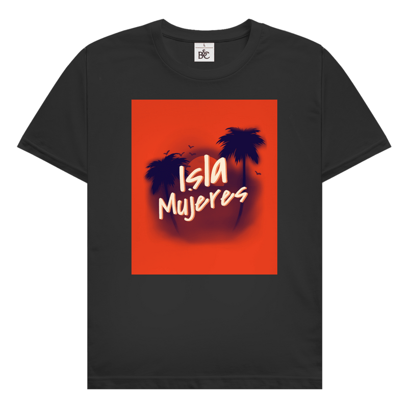 Isla Mujeres Travel Design mit Palmensilhouetten, Sonnenuntergang und handschriftlichem Schriftzug Isla Mujeres.