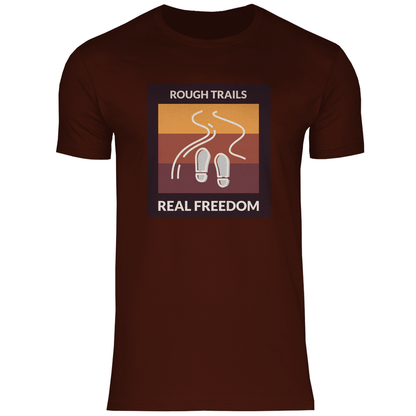 Herren T-Shirt in Brown mit ROUGH TRAILS REAL FREEDOM Print. Fernweh zum Anziehen mit travelPrint4U.de