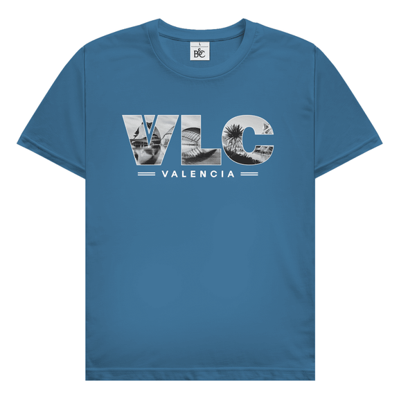 Graublaues TShirt mit drei Buchstaben des Flughafencode. Als Overlay der Buchstaben liegt ein Bild von Valencia.