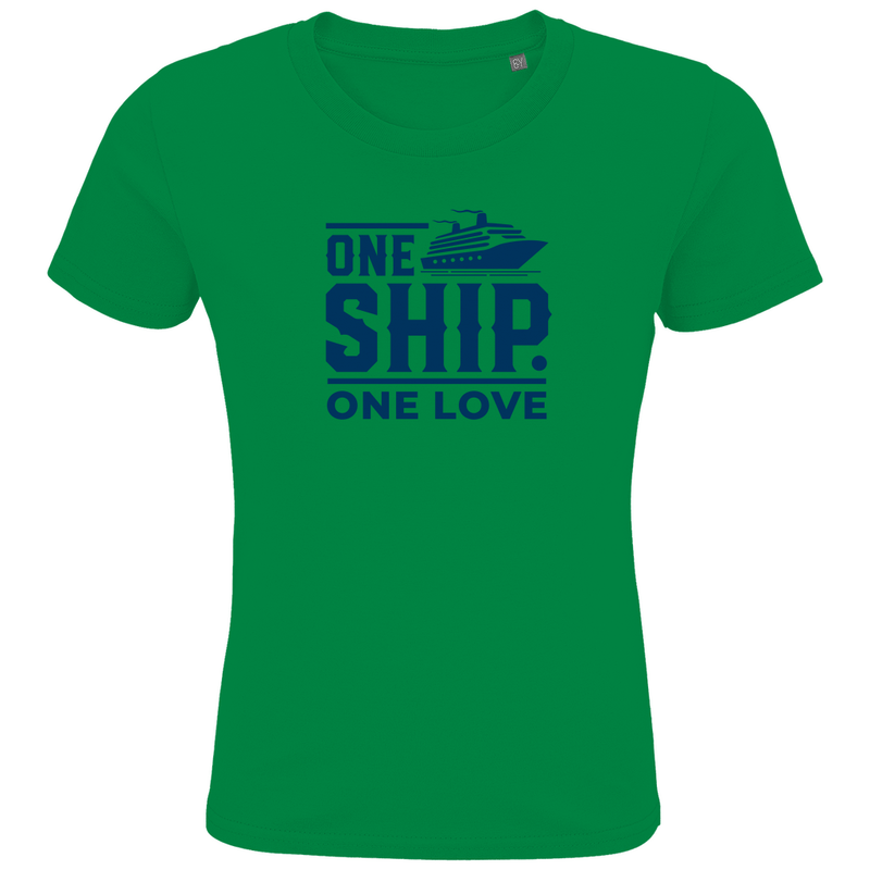 Jungs T Shirt mit blauem ONE SHIP ONE LOVE Aufdruck. Stoff-Farbe: Real Green. Fernweh zum Anziehen? travelPrint4U.de
