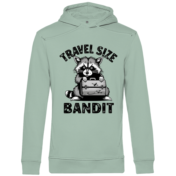 Kapuzenpullover für Herren mit Funny TRAVEL SIZE BANDIT Waschbär. Stoff-Farbe: Sage Green. Fernweh mal lustig? travelPrint4U