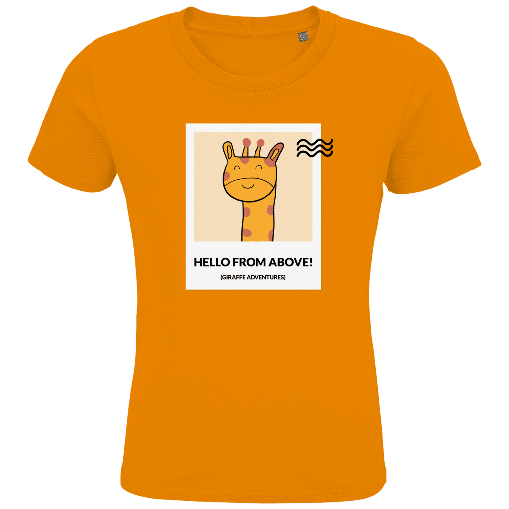 Gezeichnete Giraffe im Design einer Briefmarke und Wellenlinie als Poststempel. Hello from Above – Giraffe Adventures.