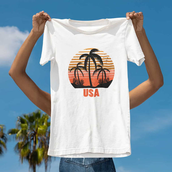 Vorschaubild der Kollektion für das Land USA. Weißes T-Shirt mit Name des Landes.