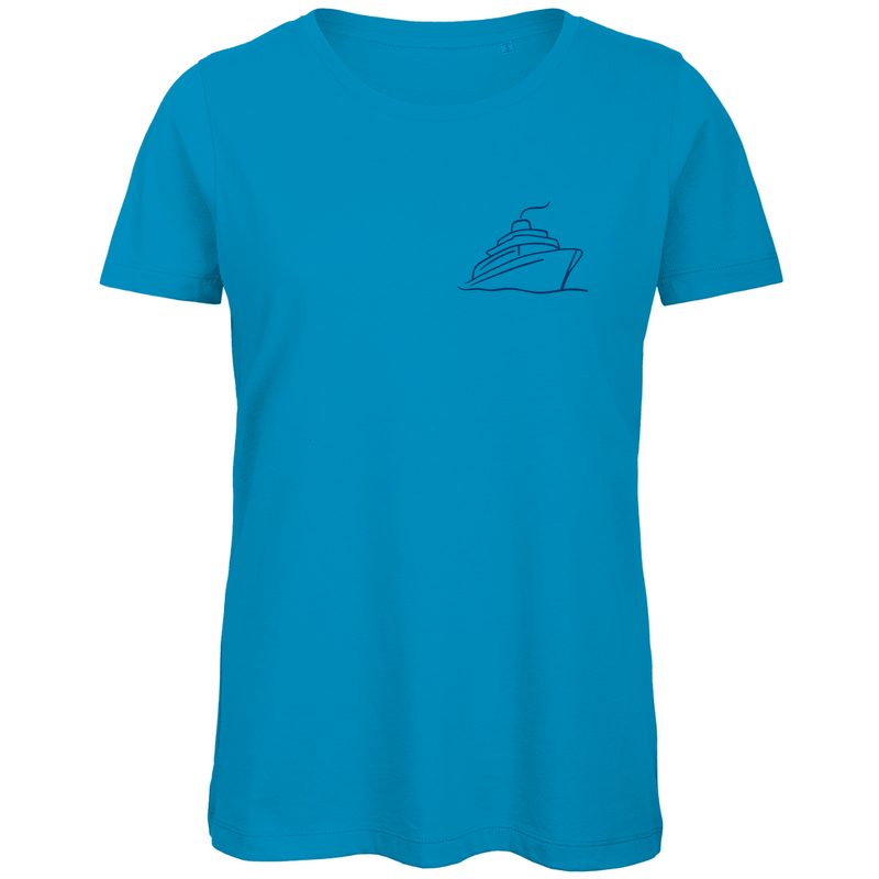 T Shirt für Damen mit ONE SHIP ONE LOVE Print (blau). Stoff-Farbe: Atoll. Fernweh zum Anziehen? travelPrint4U.de