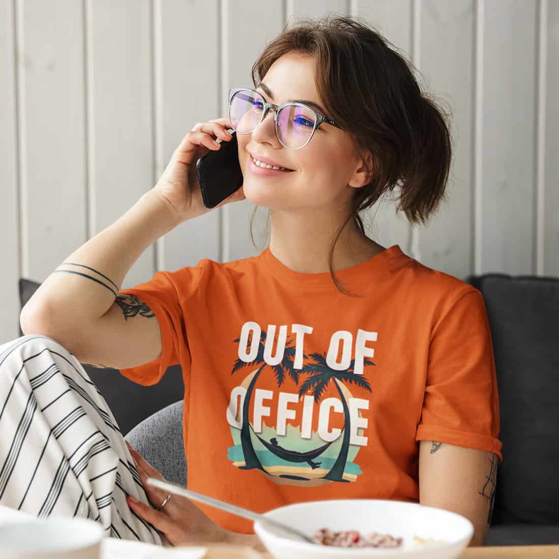 Damen T-Shirt - Out Of Office - Basic