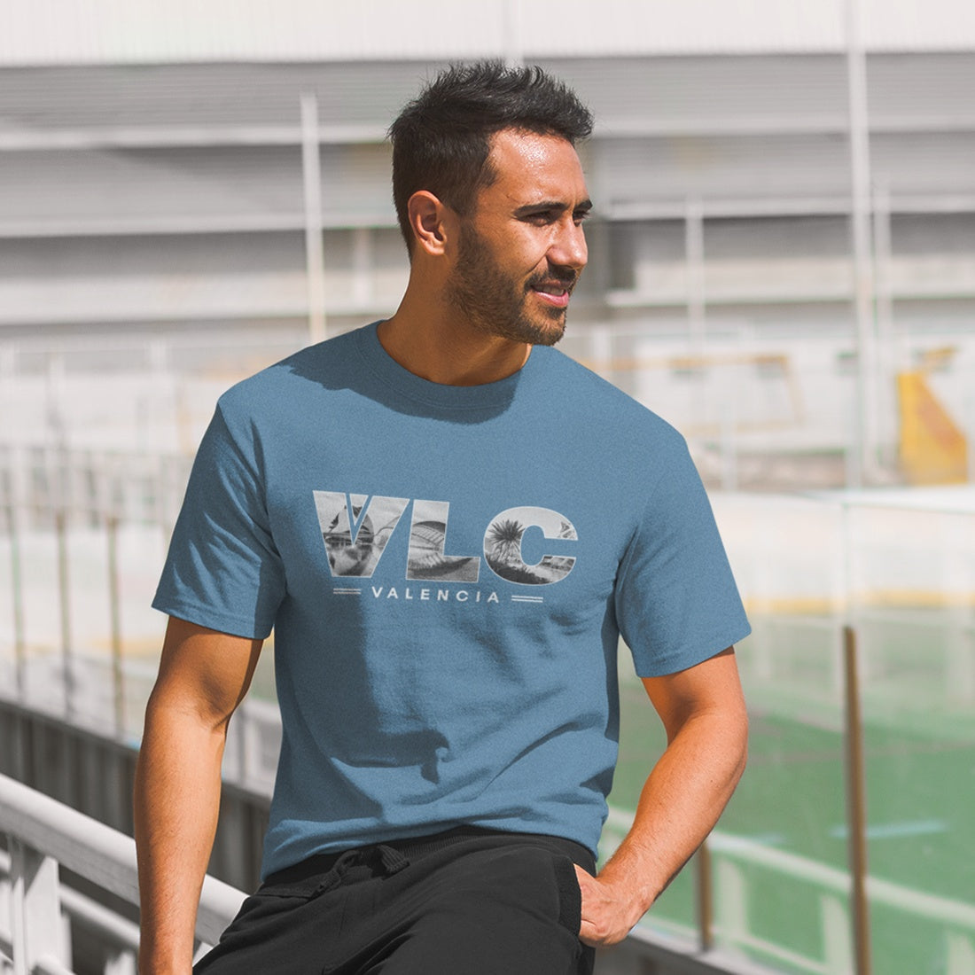 Herren T-Shirt – VLC Airport - Basic