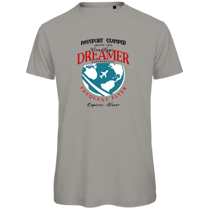 TShirt für Herren mit farbigem DREAMER NATIONALITY Print. Stoff-Farbe: Light Grey. Fernweh zum Anziehen? travelPrint4U.de