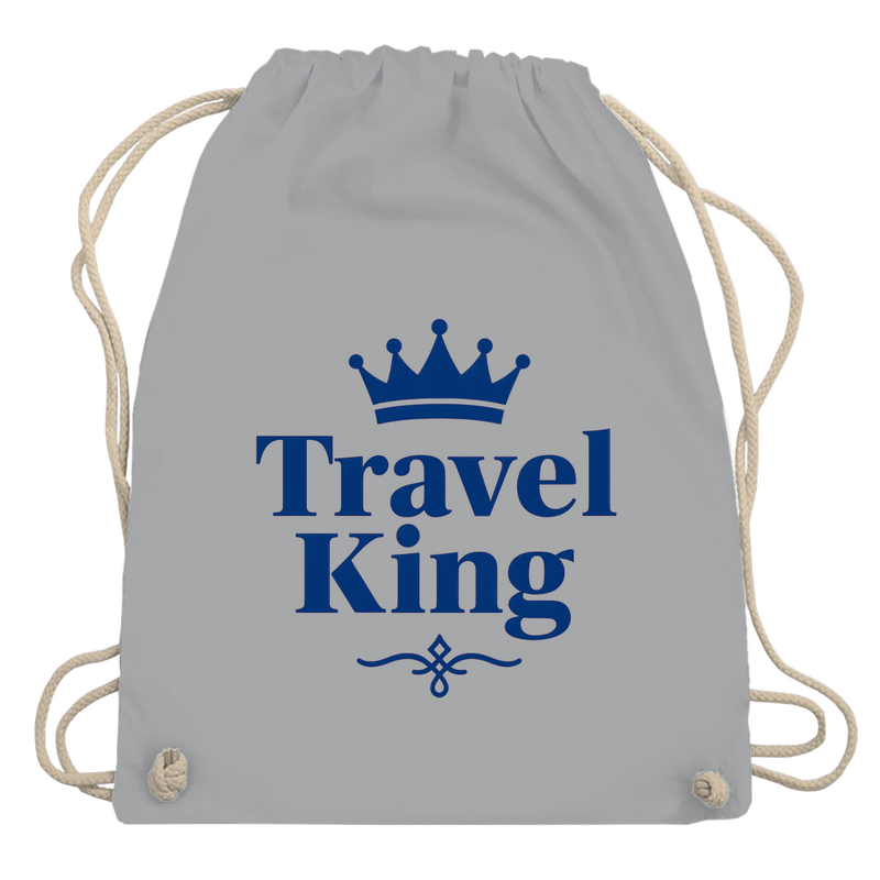 Turnbeutel mit TRAVEL KING Aufdruck in blau. Stoff-Farbe: Light Grey. Fernweh zum Anfassen? travelPrint4U.de