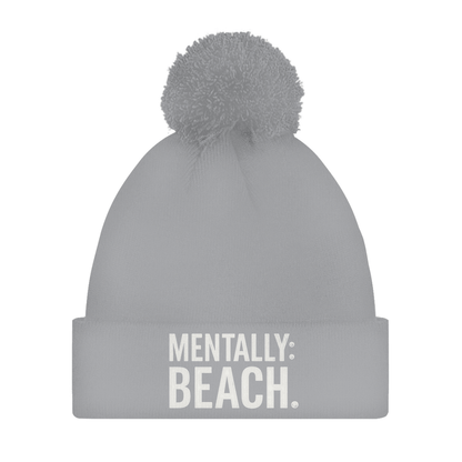 Damen Wintermütze mit Bommel in grau und mit Print MENTALLY BEACH. Fernweh zum Anziehen von travelprint4U.de